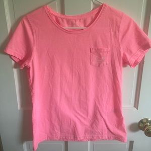 2 vineyard vines t-shirts